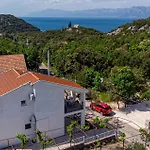 2 Bedroom Stunning In Osobljava