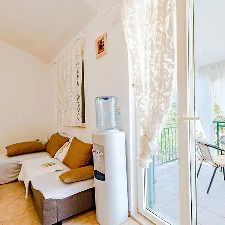 Lovely In Osobljava With Wifi * Osobjava