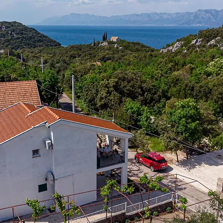 Lovely In Osobljava With Wifi